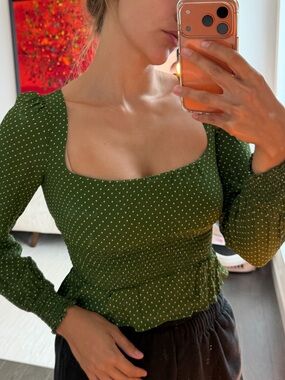 Reformation Green Polka Dot Smocked Peplum Blouse – Size 0